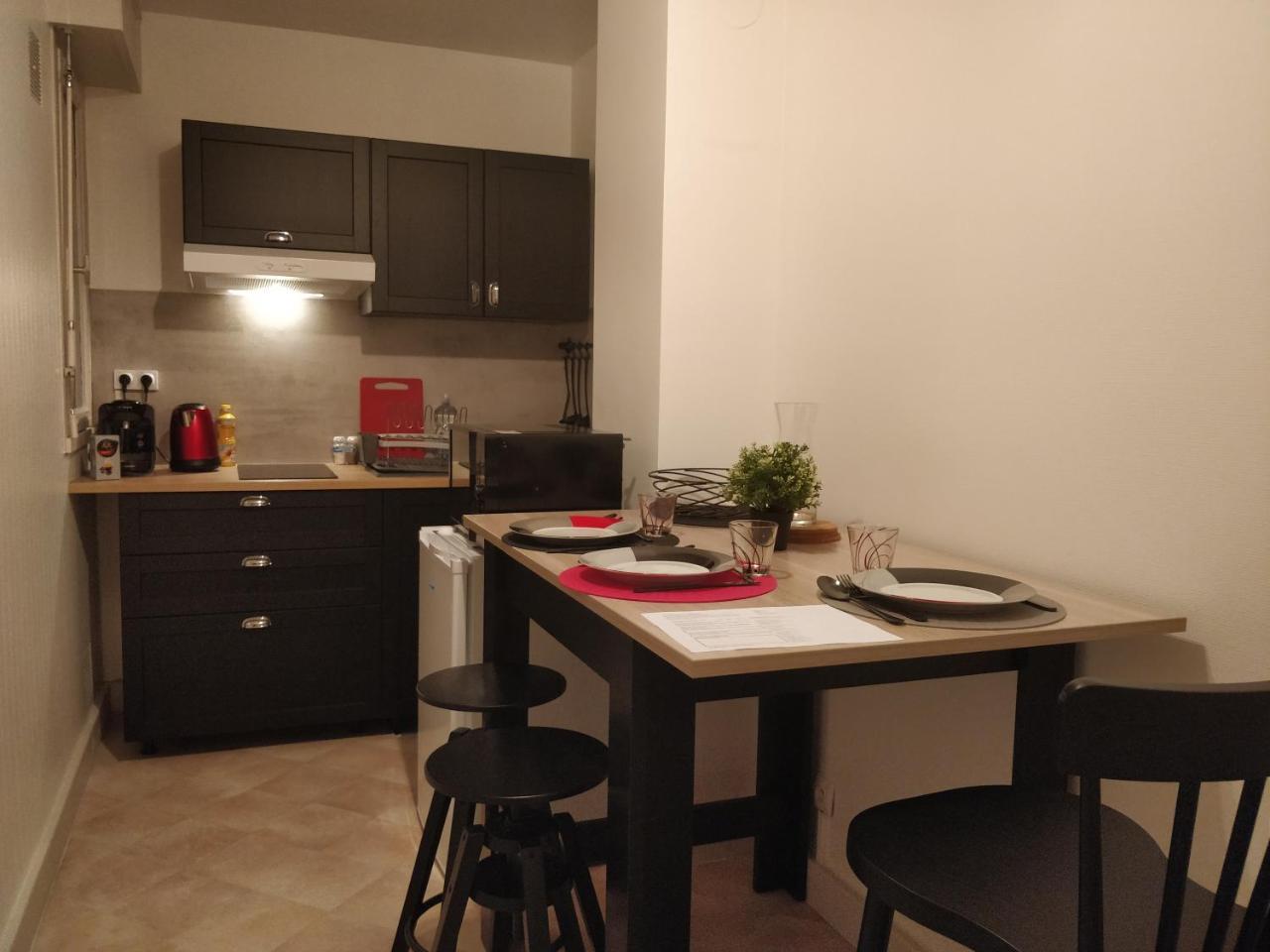 Apartament Le Chicago 4 Pers Centre Ville Wifi Parking Tram Clermont-Ferrand Zewnętrze zdjęcie