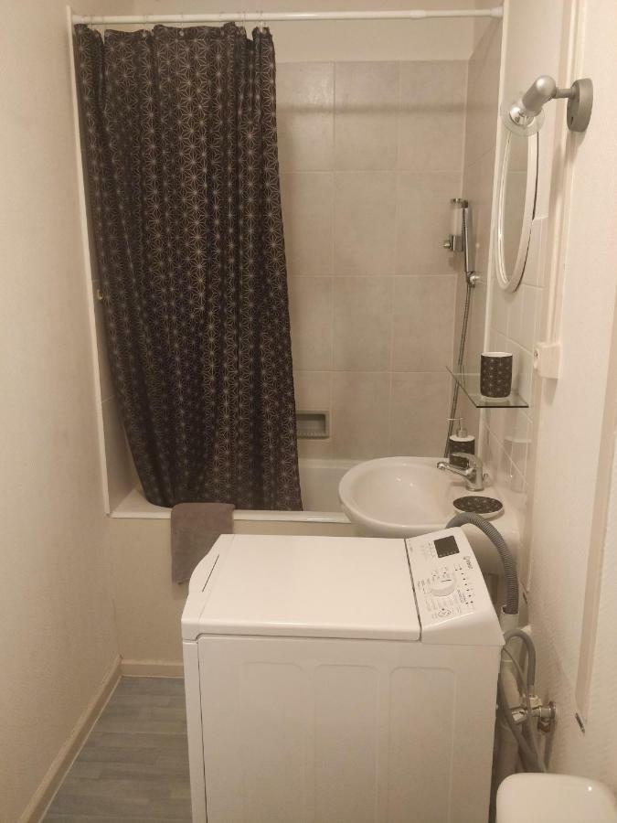 Apartament Le Chicago 4 Pers Centre Ville Wifi Parking Tram Clermont-Ferrand Zewnętrze zdjęcie
